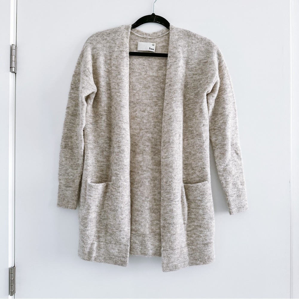 Aritzia Wilfred Free Aronson Cardigan